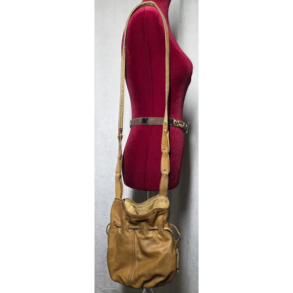 Lucky Brand Y2K Brown Lamb Leather Bucket Bag Boho Drawstring Crossbody Purse